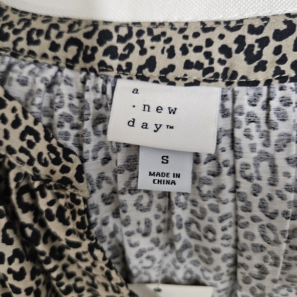 A New Day Women's Balloon Long Sleeve Dress, Leopard Print, Sz SM NWT - Picture 7 of 9